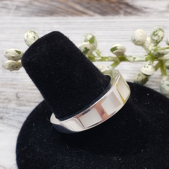 New - 925 Sterling Silver 5 Bar Mother of Pearl Ring Size 8 - Picture 5 of 6